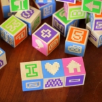 Bitblox comes with fun symbol cubes